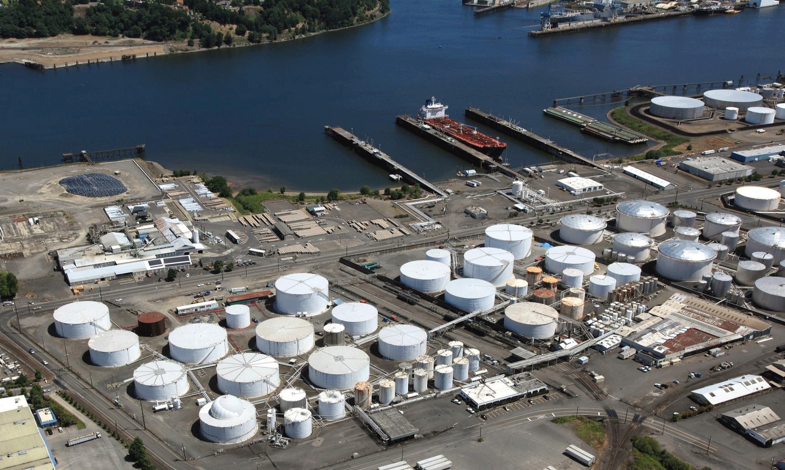 oil-terminal